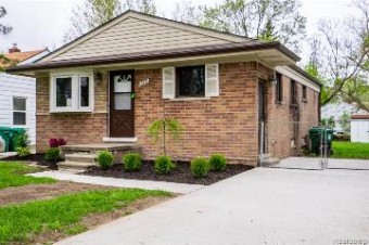 28950 Beechwood Street Garden City, MI 48135