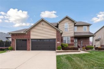 30826 Lower Ridge Drive New Boston, MI 48164