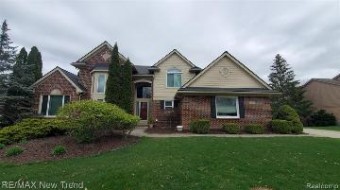 47477 Greenwich Drive Novi, MI 48374