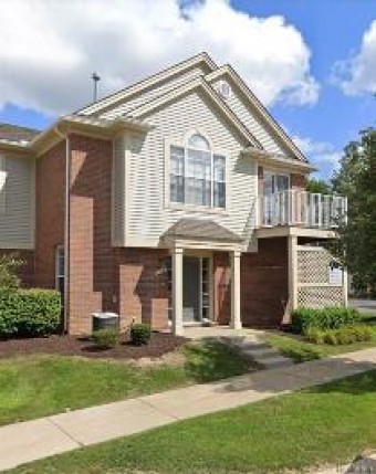 1908 Flagstone Circle Rochester, MI 48307