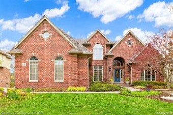 1056 Canyon Creek Drive Rochester Hills, MI 48306