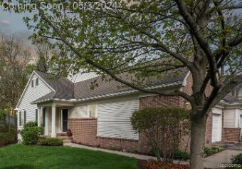 124 Pondview Court Brighton, MI 48116