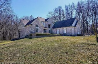 7481 Wyngate Drive Clarkston, MI 48348