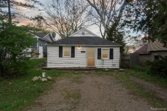 15724 Culver Drive East Lansing, MI 48823