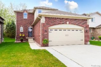 32842 Birchwood Drive Chesterfield Township, MI 48047