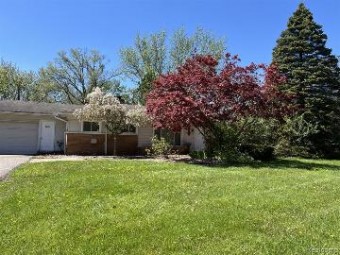 5448 Cambourne Pl West Bloomfield, MI 48322