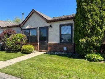 23616 Cottrell Street 2 Clinton Township, MI 48035