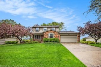 965 Dahlia Lane Rochester Hills, MI 48307