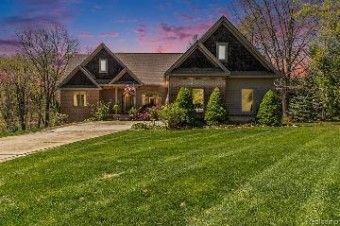 4483 Desert Bridge Court Highland, MI 48356