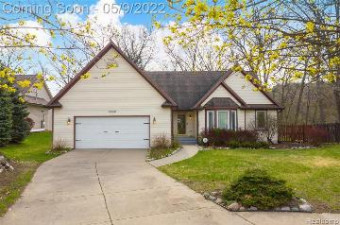 2769 Riverside Drive Waterford, MI 48329