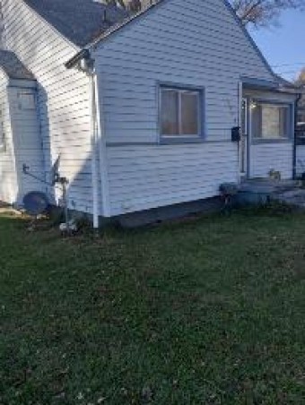 3909 Milbourne Flint, MI 48504