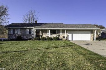 2398 Grove Park Fenton, MI 48430