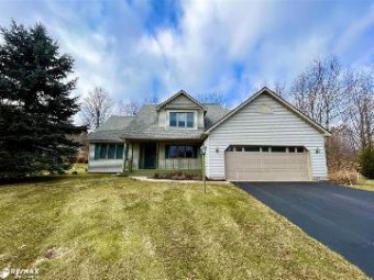 1398 Grays Kingsley, MI 49649