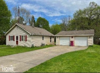 623 Aiken Owosso, MI 48867