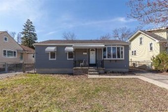 118 Clarence Van Buren Township, MI 48111