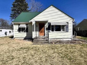 413 Oak Hudson, MI 49247