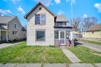 544 Tabor Adrian, MI 49221