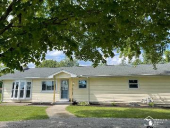 9688 Coomer Morenci, MI 49256