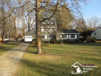 6790 Douglas Lambertville, MI 48144