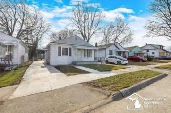 1829 Charter Lincoln Park, MI 48146