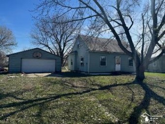 3195 Manor Palmyra, MI 49268