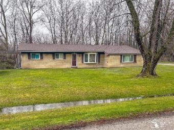 1344 Meadowbrook Way Temperance, MI 48182