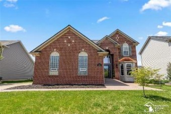 27724 E Mockingbird Flat Rock, MI 48164