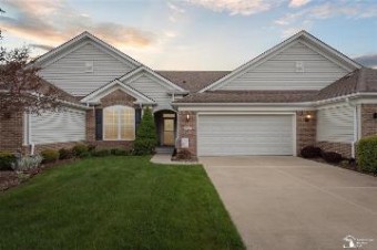 27802 Sand Lake Brownstown, MI 48134