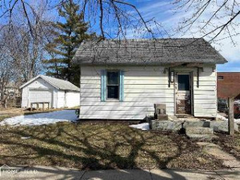 629 Alger Owosso, MI 48867