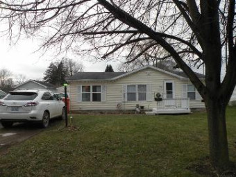 612 Frazer Owosso, MI 48867