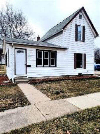 801 N Hickory Owosso, MI 48867