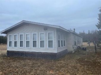 9593 S Willows Roscommon, MI 48653