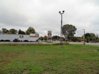 711 E Cedar Gladwin, MI 48624