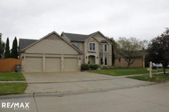 44110 Trent Dr 575 Clinton Township, MI 48038