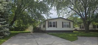 49946 Braintree Shelby Township, MI 48315