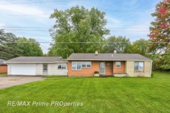 6394 Curtis Bridgeport, MI 48722