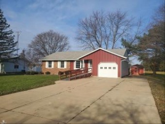 130 Mccoll Yale, MI 48097