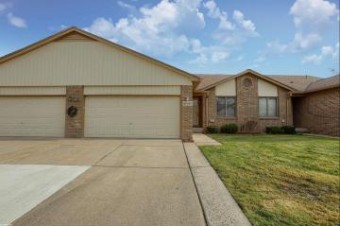 48480 Rosewood Chesterfield Township, MI 48051