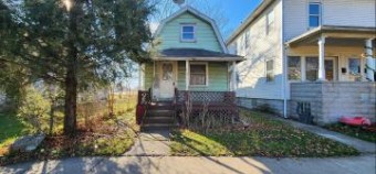 1026 E Front Monroe, MI 48161