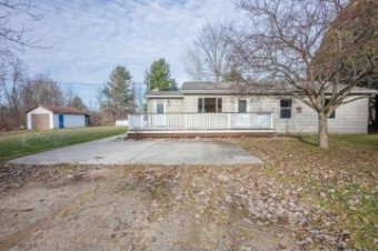 4306 Willford Gladwin, MI 48624