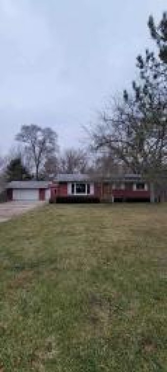 11420 Lakefield Saint Charles, MI 48655