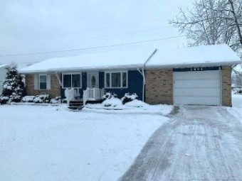 3096 Coventry Bay City, MI 48706