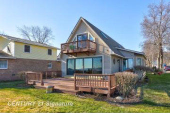 719 Bay Bay City, MI 48706