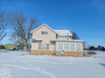 6362 Saint Clair East China, MI 48054