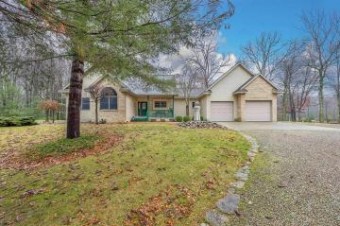 5395 Sylva Caseville, MI 48725