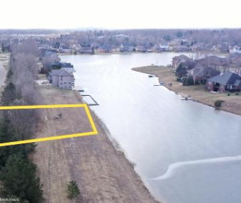 68579 Lake Angela Pointe Richmond, MI 48062