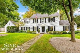 153 Touraine Grosse Pointe Farms, MI 48236