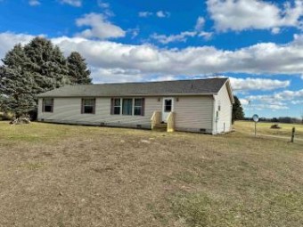 3780 N Garfield Pinconning, MI 48650