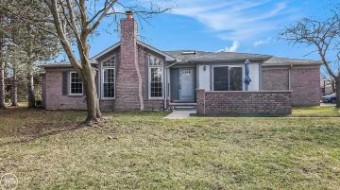 48940 Chesapeake Shelby Township, MI 48316