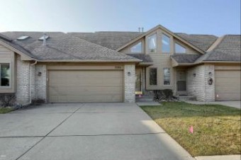 33104 Whispering Chesterfield Township, MI 48047
